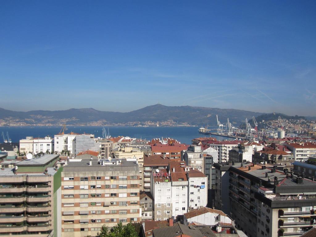 B&B Hotel Comarca de Vigo Buitenkant foto